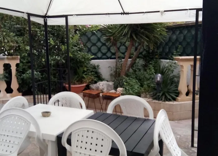 Baia Villa1 *